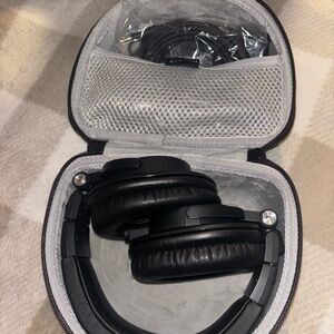 Audio-Technica ATH-M50x Professional Studio Monitor Headphones, Black NEW!